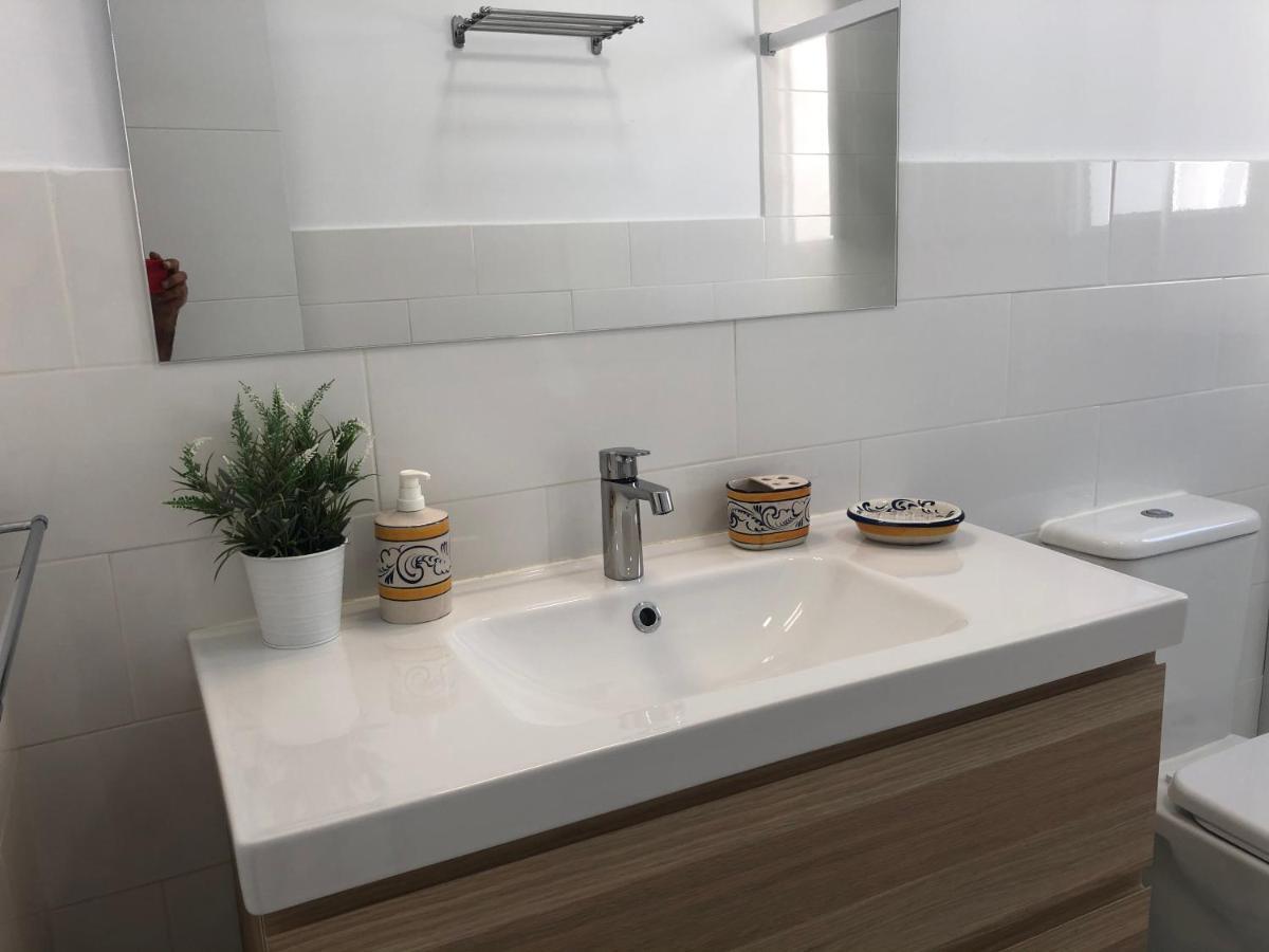 Apartamento Malagueta 1 Linea Playa Centro Málaga Dış mekan fotoğraf